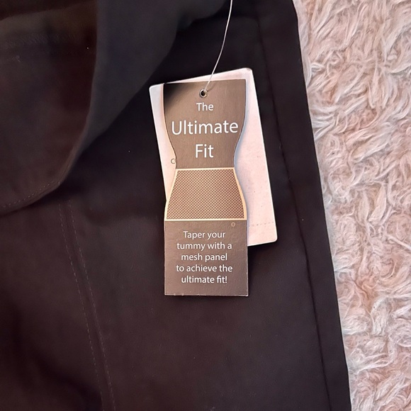 NWT Black pants, 28 inch inseam/waist measurement in photos, elastic band waist - Picture 3 of 5